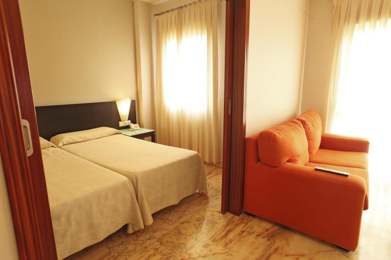 Apartamentos Vertice Bib Rambla Sevilla Cameră foto